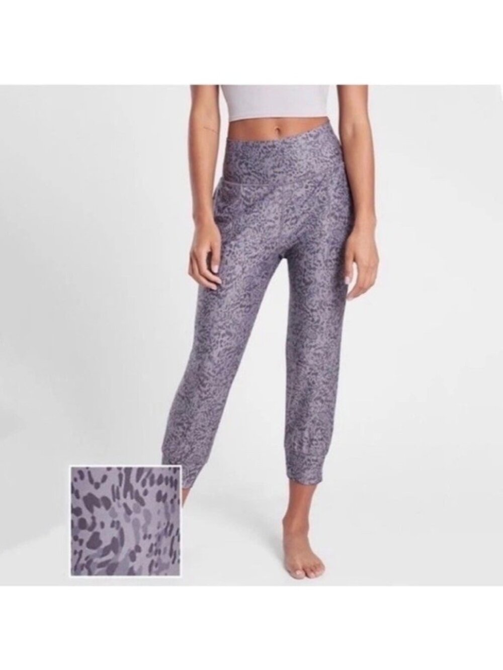 Athleta Purple Size Petite Small Salutation Animal Print Cropped Joggers